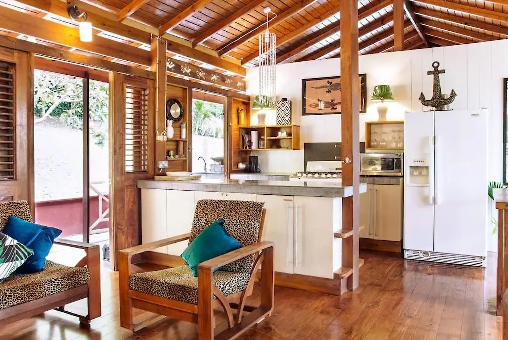Mary'S Hill Guest House Arnos Vale Trinidad And Tobago